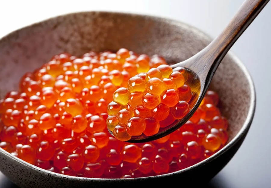 Какую пользу приносит красная икра здоровью?