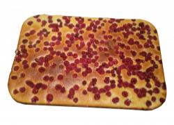 Открытый пирог с малиной