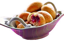 Сладкие пирожки с калиной